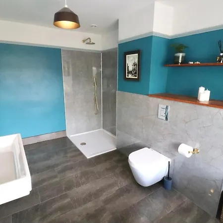 Σπίτι διακοπών Luxury 4 Bedroom House In The Heart Of *
