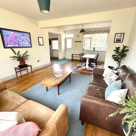 別荘 Luxury 4 Bedroom House In The Heart Of