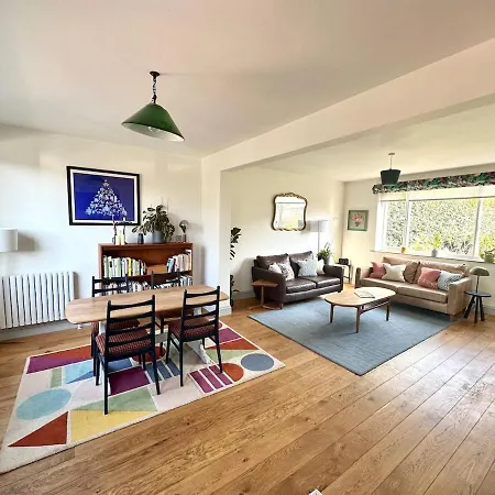 Luxury 4 Bedroom House In The Heart Of Σπίτι διακοπών Skipton